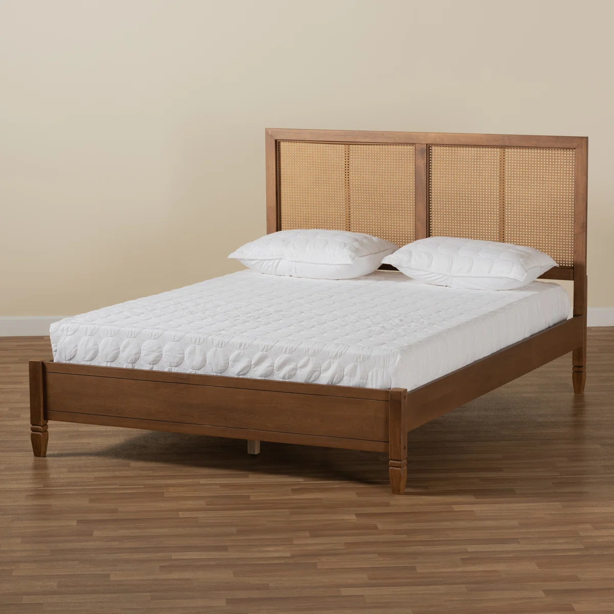 68 Nova Queen Bed - Image 1